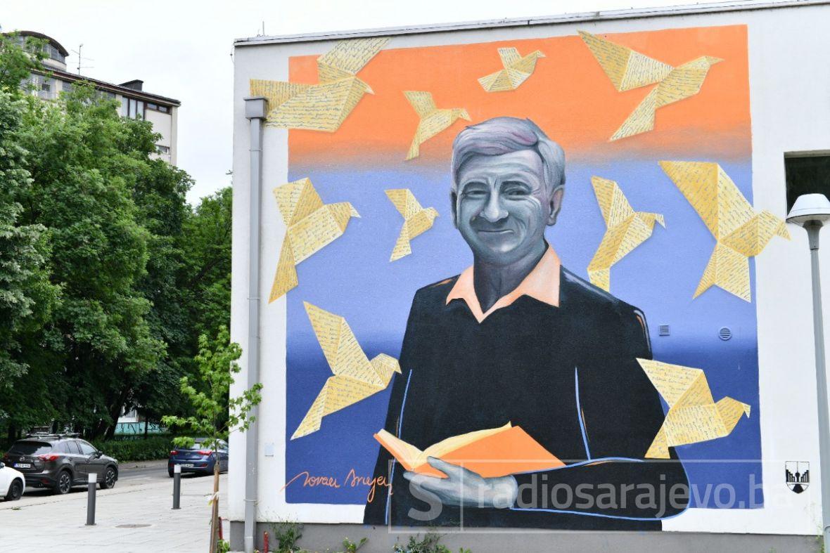 Mural posvećen Jovanu Divjaku - undefined